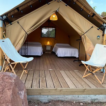 Hotel La Salut De 3*