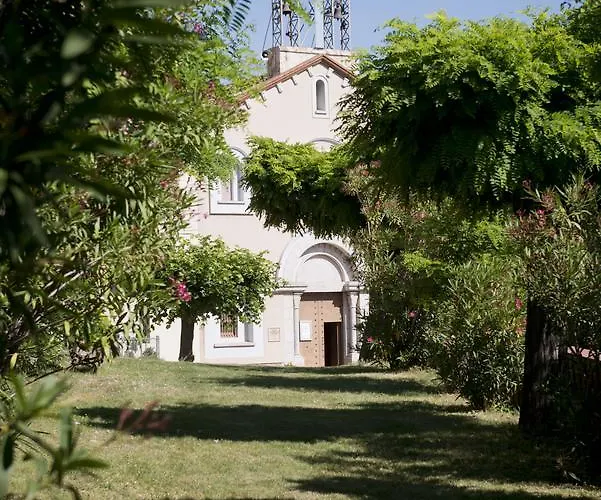 Szálloda La Salut De Terrades